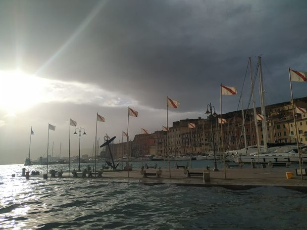 Acqua Alta  molo Elba