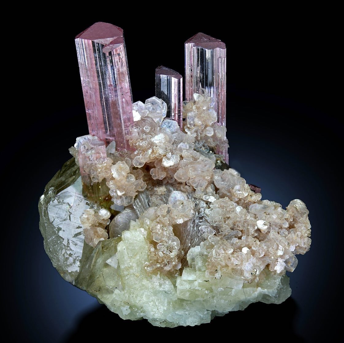 Elbaite con lepidolite