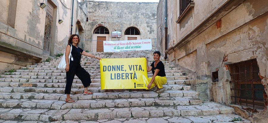 Donna, Vita, Libertà (2)