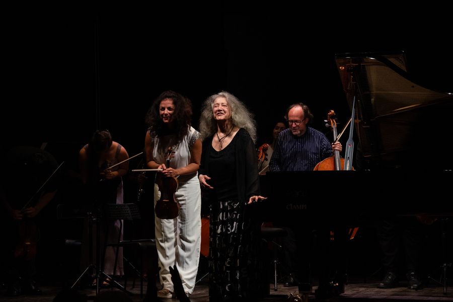 Martha Argerich e Liana Gourdjia (foto Michela Lotti) DSC 5028