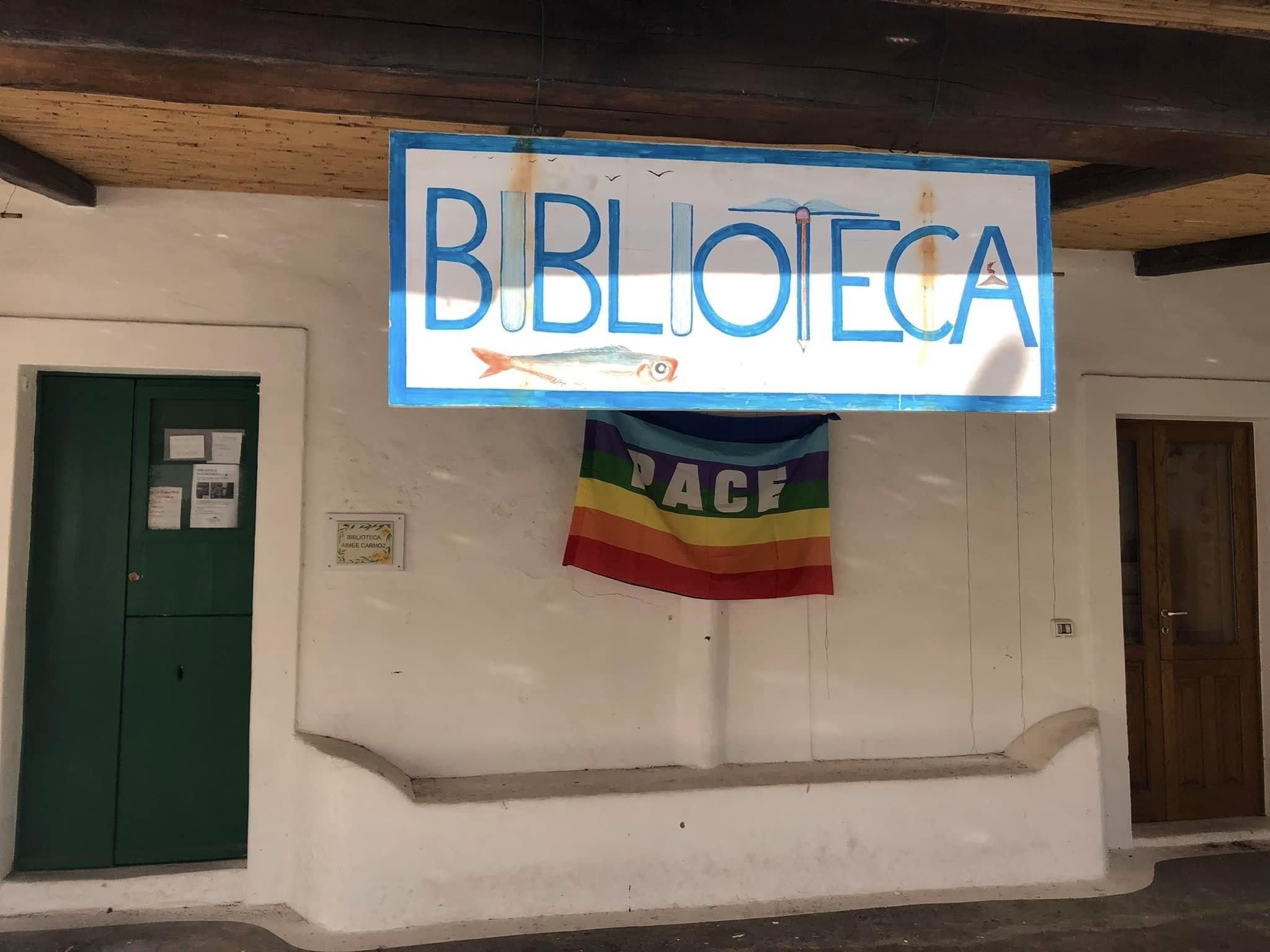 biblioteca capraia