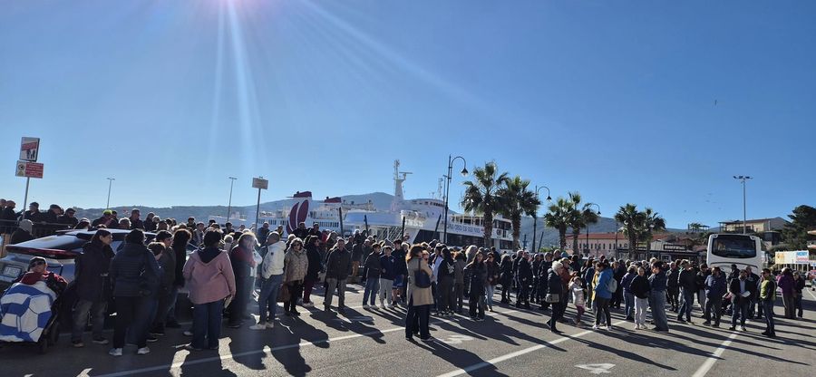 manifestazione traghetti 15.11 (5)