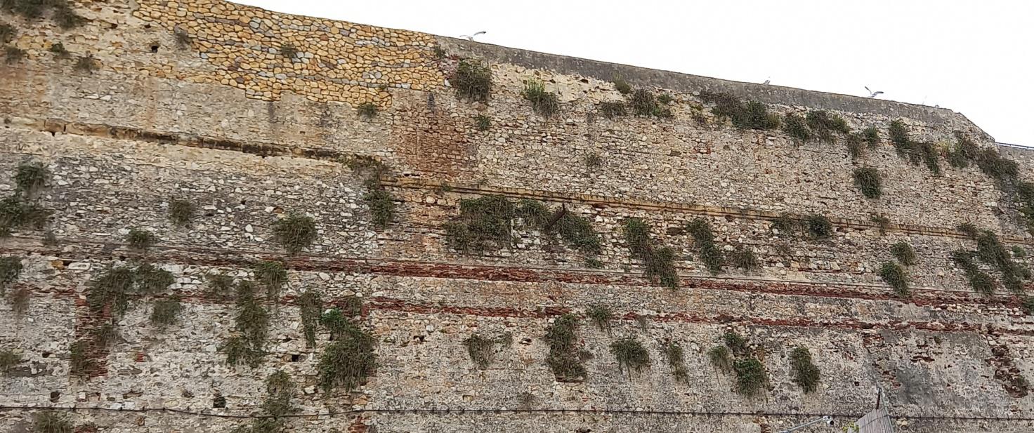 Portoferraio.Muraglia del Cornacchino