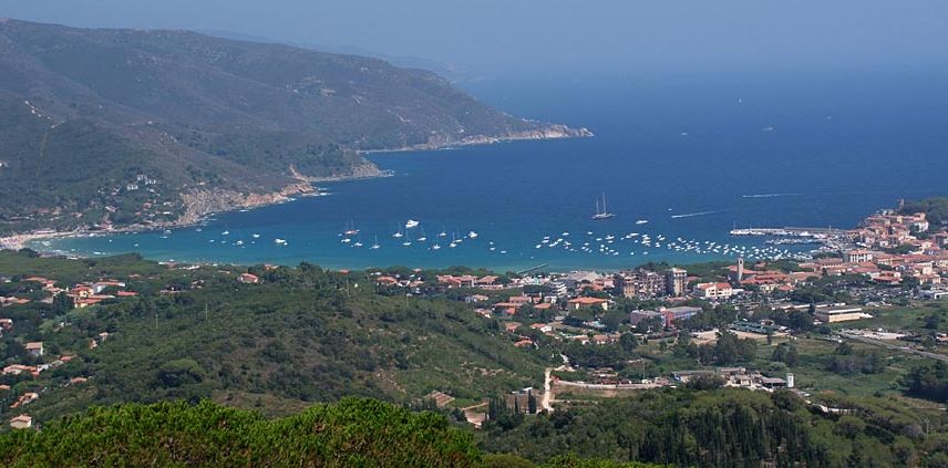 campo panoramica dall'alto