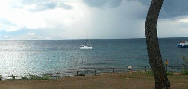 Catamarano a Cala Giovanna 620 co