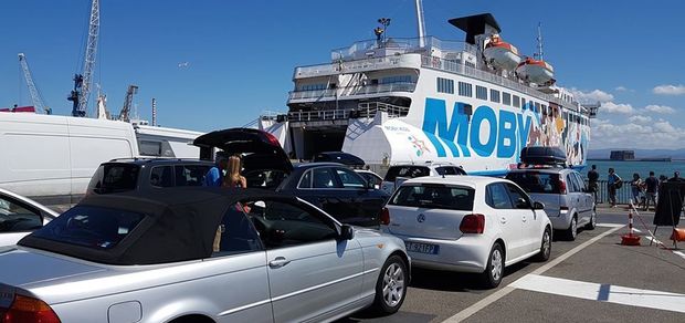 IMBARCO A PIOMBINO MOBY 620