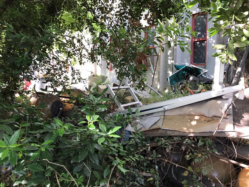 Centro di raccolta rifiuti a Porto Azzurro 3