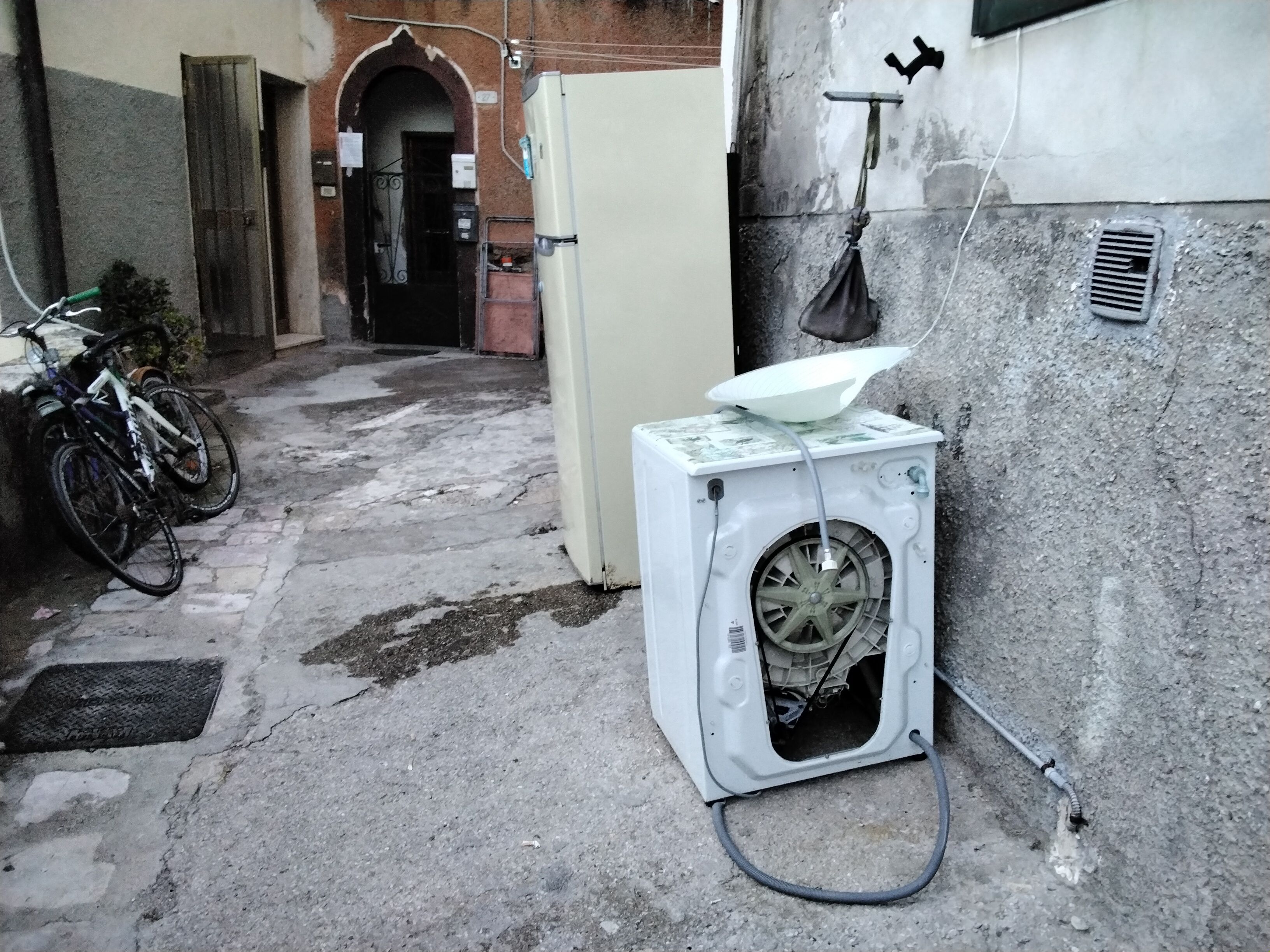 Via dell'Oro Portoferraio degrado