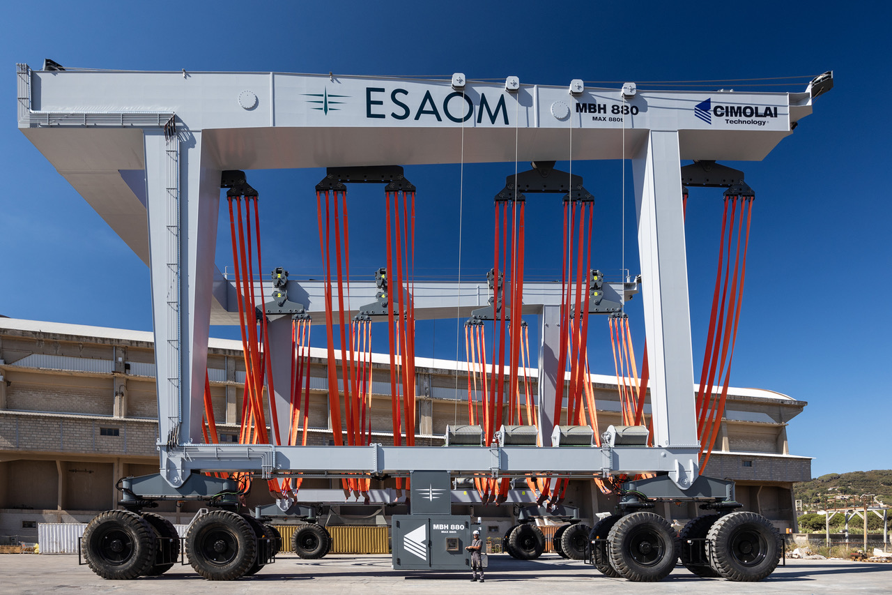 travel lift  Esaom (1)