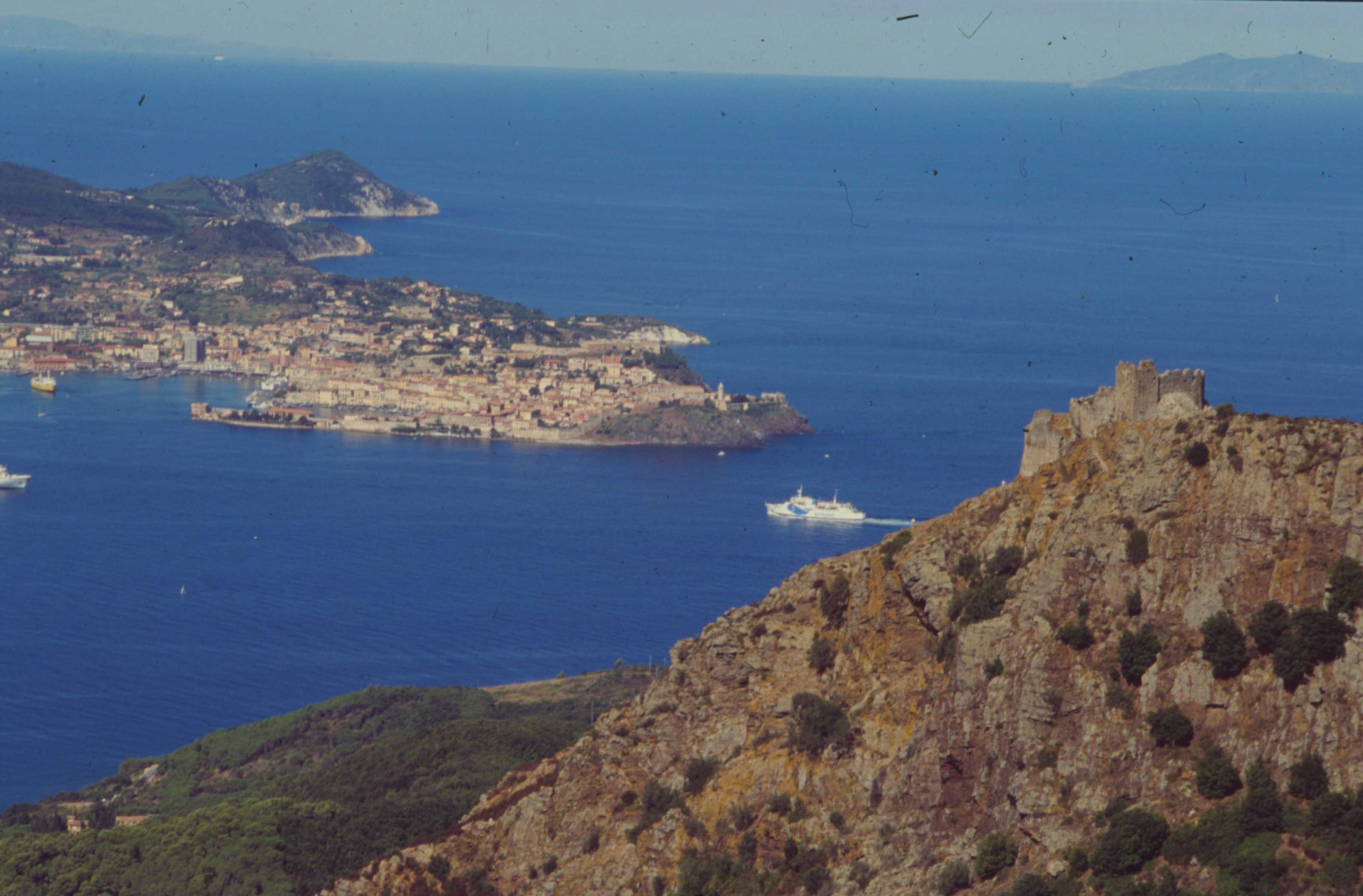 Panorma dal Volterraio  immagine di Carlo Carletti