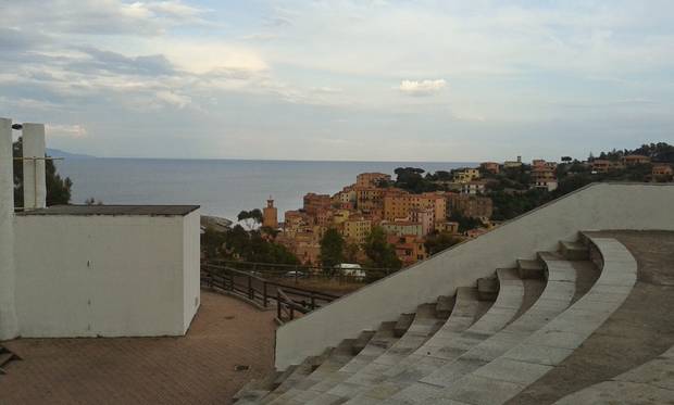 veduta da anfiteatro rio marina