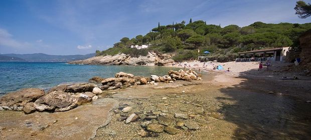 spiaggia-madonna-delle-grazie 620