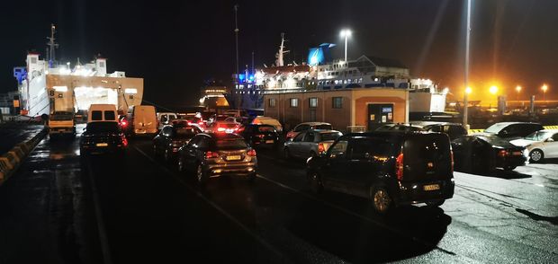 porto piombino navi ferme