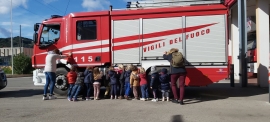 I bimbi della scuola per l&#039;infanzia Tonietti di Portoferraio &quot;pompieri per un giorno&quot;