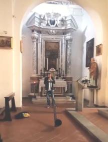 Concerto a sorpresa con Corno delle Alpi) incanta San Piero