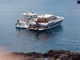 Ancoraggio selvaggio a Giannutri. A rischio posidonia e mare protetto