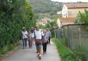 Passeggiata del giovedì con Auser Elba a Marina di Campo