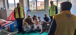 Il Lions Club elbano dona al Reparto UFSMIA dell’ospedale un cuscino per la psicomotricità