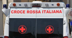 Si ribalta con la sua auto, 84enne trasferito in codice rosso al pronto soccorso