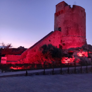 Giornata mondiale dei donatori di sangue, la Torre marinese si illumina di rosso