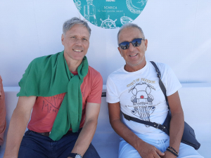 Fotonotizia: Marco Van Basten sul traghetto per l&#039;Elba