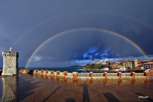 Fotonotizia:  L&#039;arcobaleno di Piazza Bovio