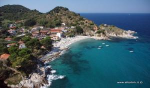 Sant&#039;Andrea e Cotoncello: Belle spiagge sì, ma dove si parcheggia?