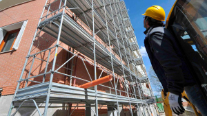La sicurezza nei cantieri edili è una priorità, basta al subappalto infinito ed al massimo ribasso