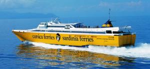 Elba Ferries passa a Blu Navy