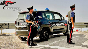 Causa un incidente stradale in moto, con feriti, dopo avere assunto alcol e stupefacenti, denunciato dai Carabinieri