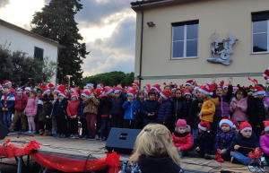 &quot;Cantiamo insieme&quot;, aspettando il Natale con la musica e i canti dei bambini e dei ragazzi delle scuole campesi