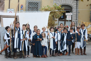 Il Grande Falco fa &quot;centro&quot; in Piazza della Repubblica nella IV edizione di Ferraja 1299