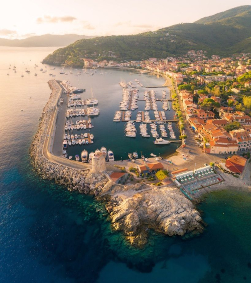 Acqua dell'Elba - Marciana Marina Porto - Isola d'Elba