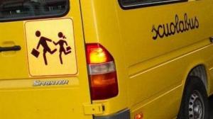 Scuolabus rotto e servizio mensa un miraggio: i disagi infiniti per i bimbi e le bimbe delle scuole di Rio