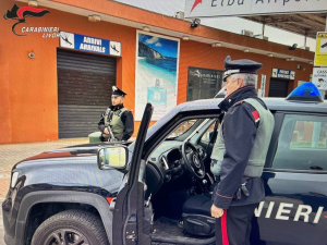 Esercitazione dei Carabinieri all’aeroporto di La Pila