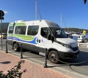 Porto Azzurro: attivo il servizio navetta per raggiungere i parcheggi