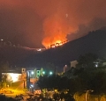 Incendio a San Felo, chiusa la strada tra Rio e Porto Azzurro