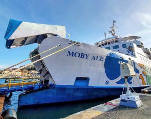 Moby vende due traghetti? Preoccupazione tra i lavoratori del mare