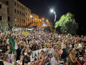 Rigassificatore: sabato a Piombino c&#039;era anche l&#039;Elba