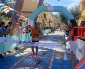 Maratona dell’Elba, vince Alessandro Calzolari