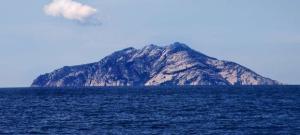 Siglata convenzione tra Parco e Carabinieri per la gestione della Riserva Naturale dell’isola di Montecristo