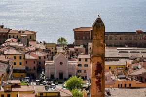 Portoferraio: modifiche alla viabilità per consentire le riprese RAI della Santa Messa in Duomo