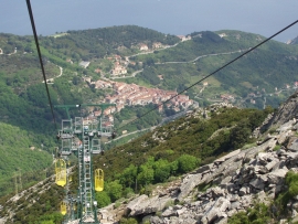 Ultimo weekend della stagione per raggiungere il Capanne in cabinovia