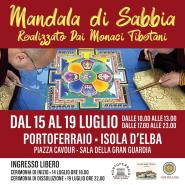 A Portoferraio i monaci tibetani creano dal vivo un mandala di sabbia colorata