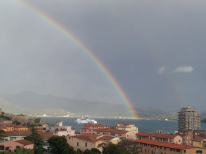 “Una classe in cui tutt* stanno bene” nell&#039;Isola che c&#039;è. Incontro su piattaforma Zoom.