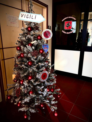 Gli Auguri di Natale e Buon Anno da parte della Polizia Municipale di Capoliveri