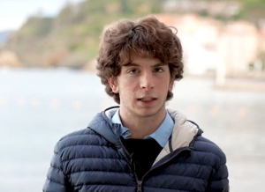 Pietro Gentili, il ragazzo caduto dal muretto a Capoliveri, in condizioni molto migliorate