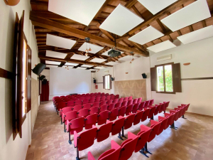 Inaugura domani il nuovo cinema teatro a Porto Azzurro