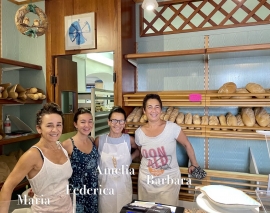 Le brave panettiere di Marciana Marina:   Amelia, Maria, Federica e Barbara.