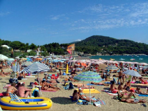 Lido di Capoliveri, Martedì 11 Luglio la Filcams-CGIL incontra i lavoratori del turismo